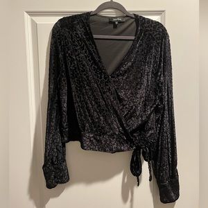 Lea & Viola Black Leopard Print Top